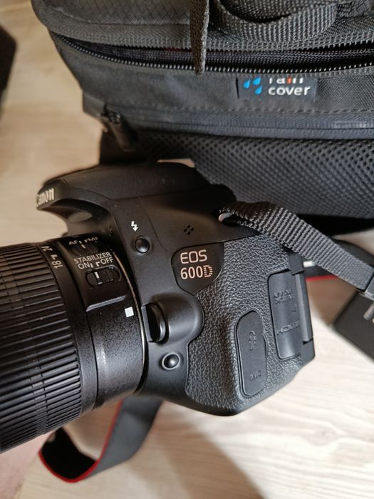 Фотоапарат Canon EOS 600d + Об'єктив 18-55 III