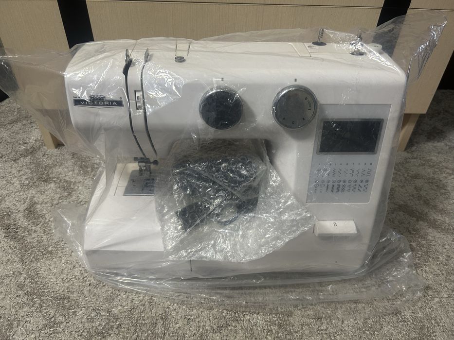 Швейная машинка Viktoria NM 2200 LCD
