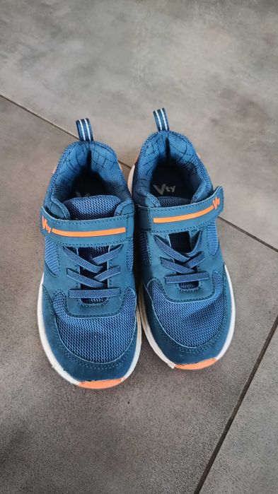 Buty sportowe rozmiar 31