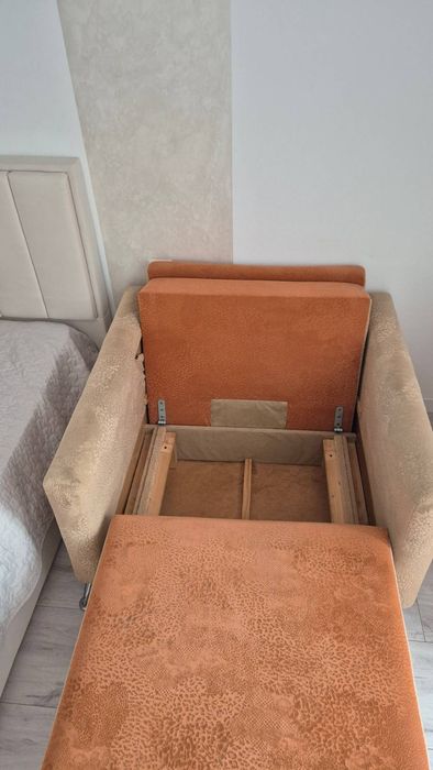 Крісло розкладне