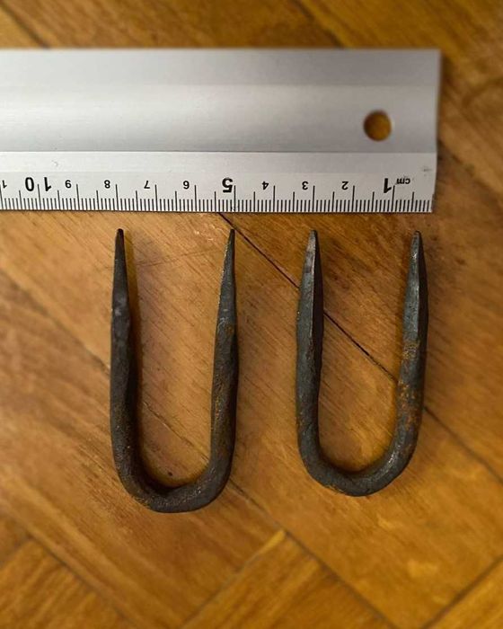 Забивные скобы U-образной формы 2шт