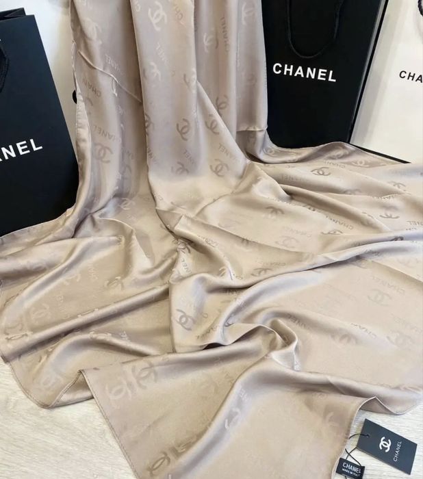 Хустка Chanel 100% шовк