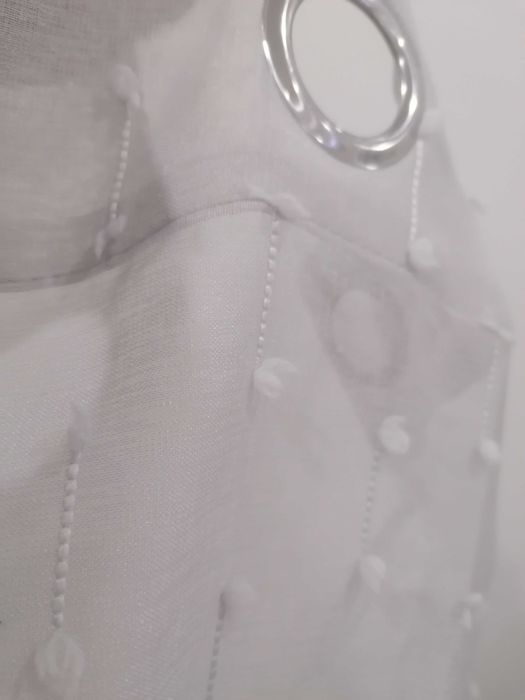 Cortinas cinza com relevo