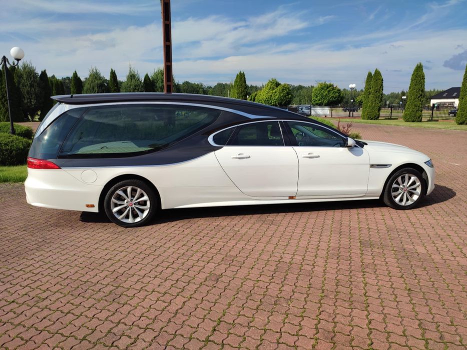 Karawan pogrzebowy Jaguar xf Pilato