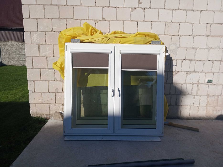 Okna plastikowe używane: dwuskrzydłowe, 147x161 i 147x110