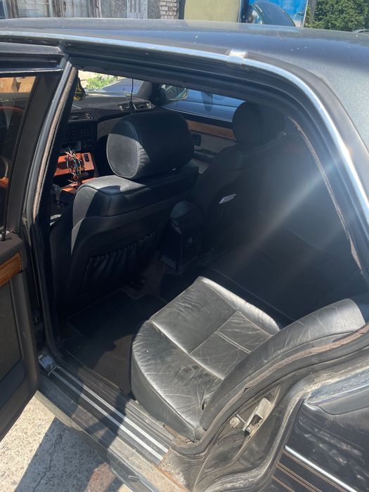 Продам BMW E23 735i