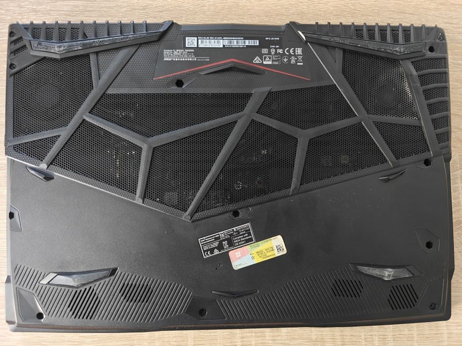 Laptop  MSI GL65, rtx1650
