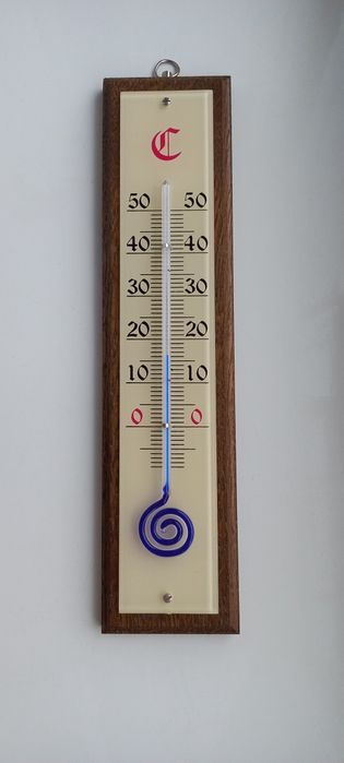 Термометр кімнатний і вуличний TFA дерев'яний (дуб)