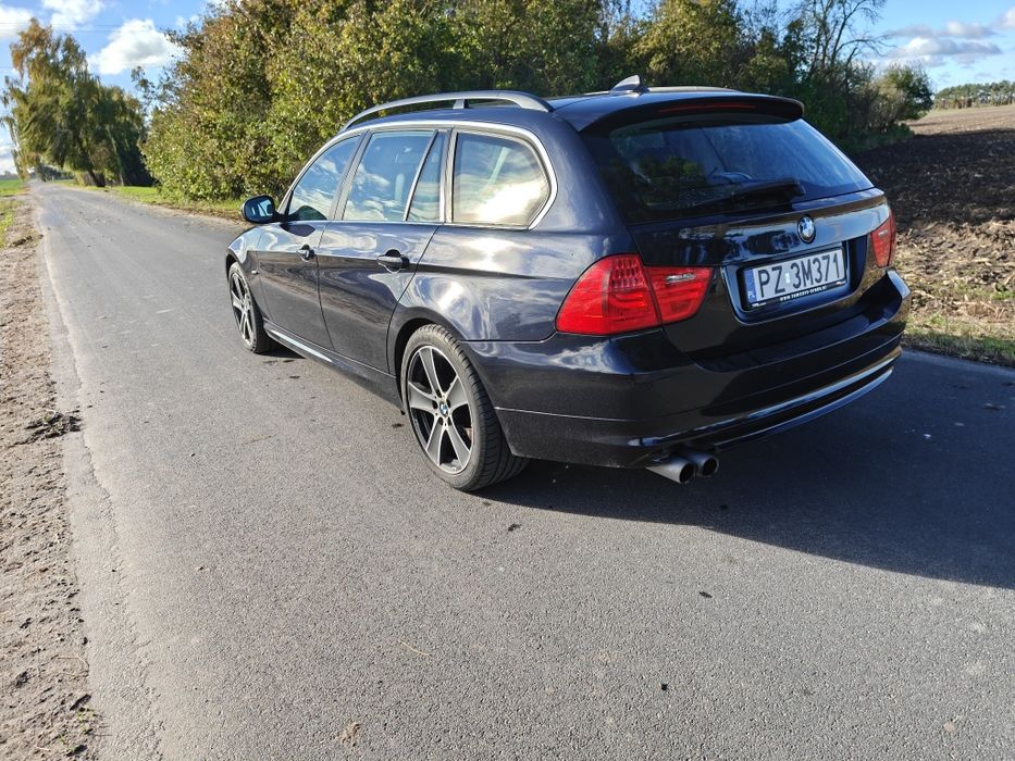 BMW E91 3.0b 218 km