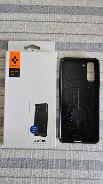 Capa Spigen Rugged Armor Samsung Galaxy S21+