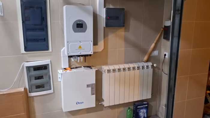 Акумулятори/Інвертори Deye