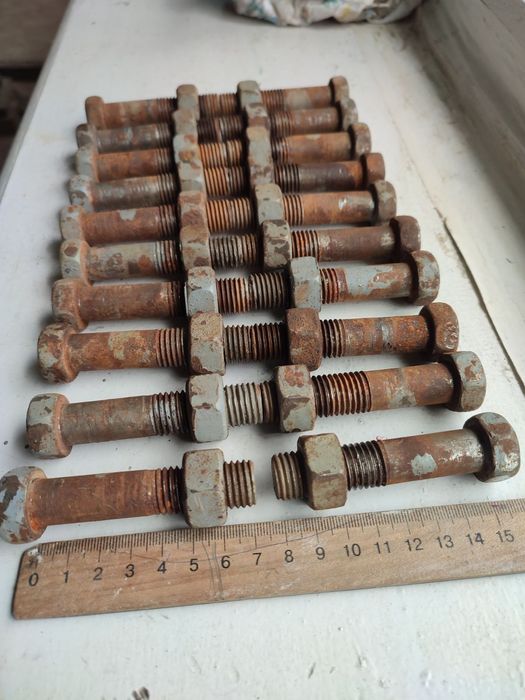 Болти 16 мм на 70 мм