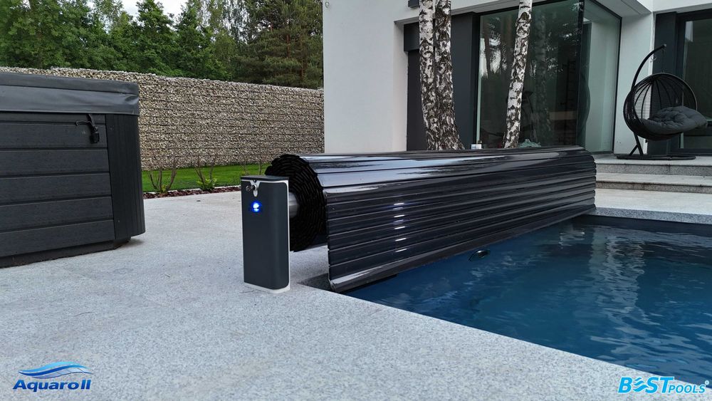 Automatyczna nawodna roleta basenowa 10.0x3.5m Aquaroll z PC, roleta na wymiar