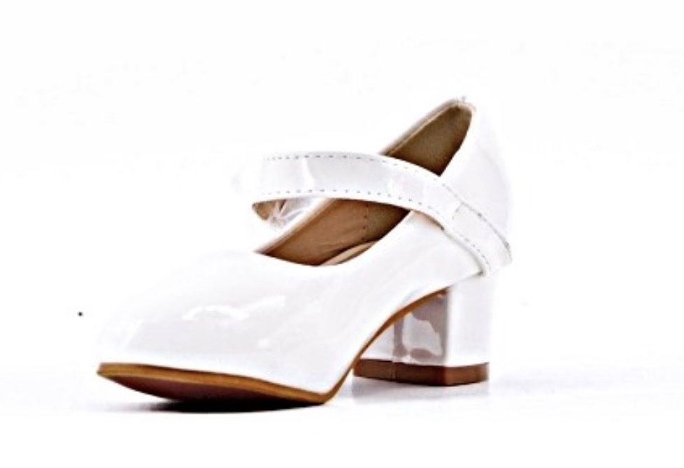 Super Eleganckie Lakierowane Buty na Obcasie białe rozm. 35