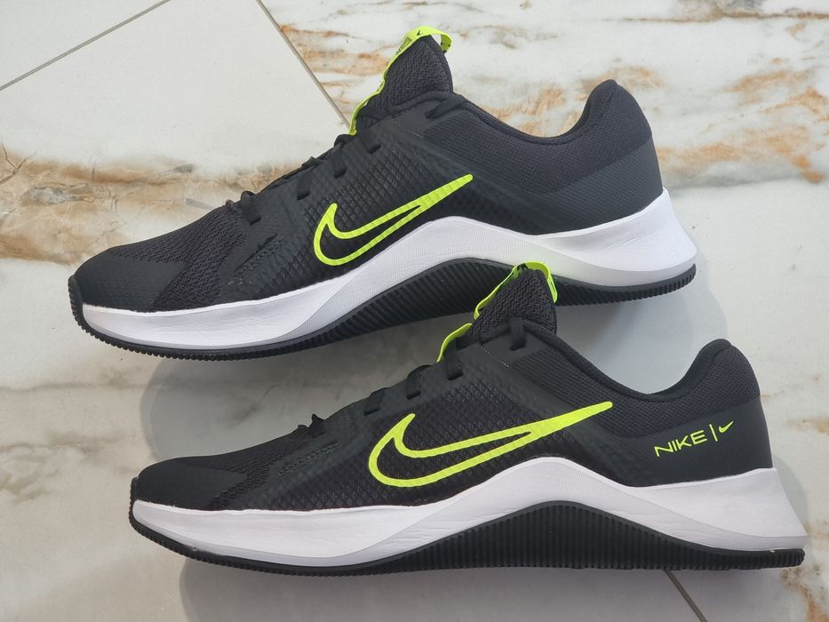 Оригінал 100% Кросівки Nike MC Trainer EUR 41