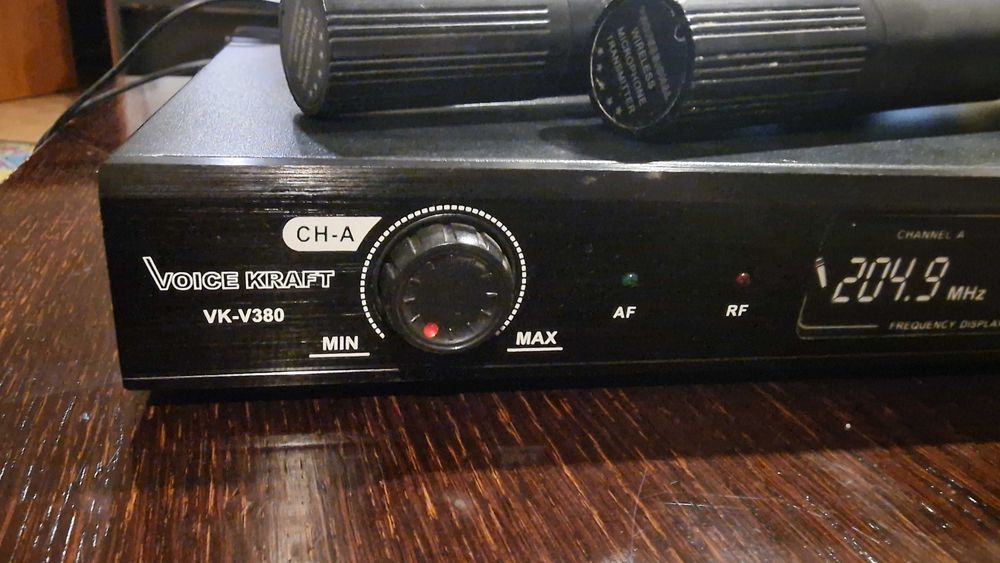 Zestaw mikrofonów bezprzewodowych