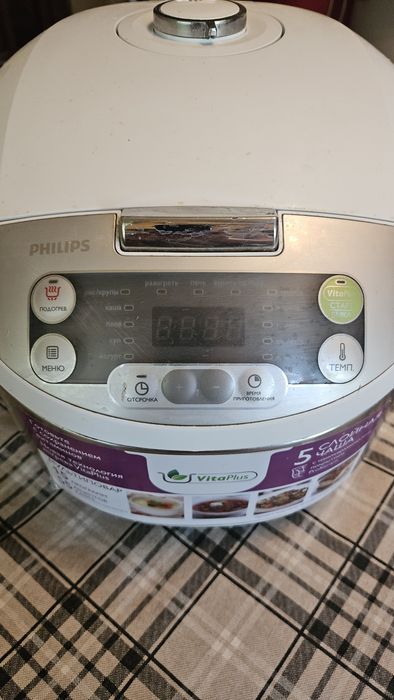 Мультиварка Philips HD3136