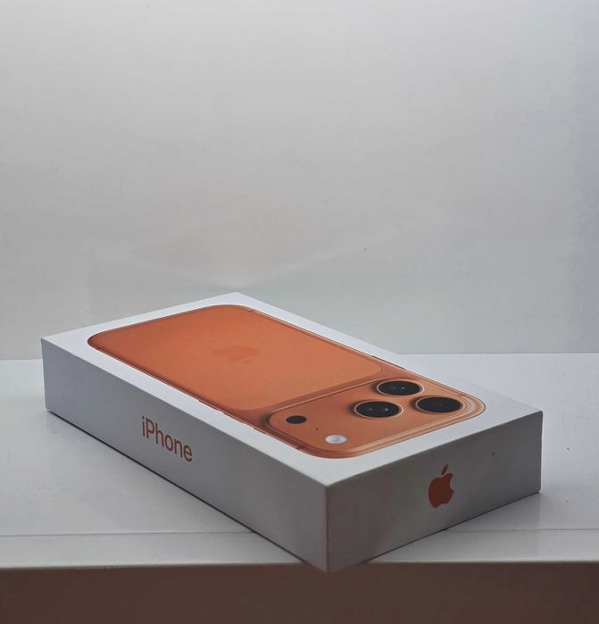 iPhone 17 Pro 256GB Cosmic Orange, Silver, Deep Blue