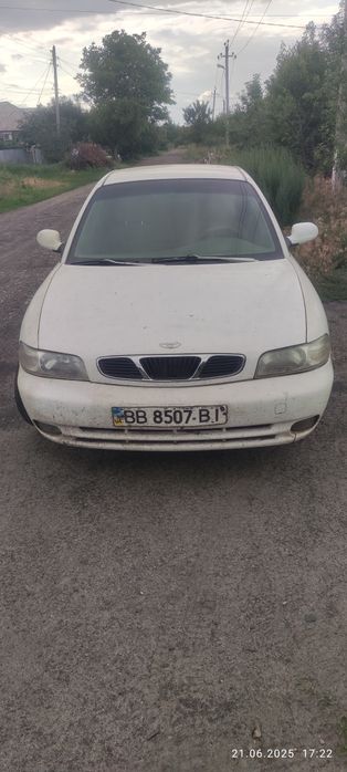 Daewoo Nubira 1998 рік.