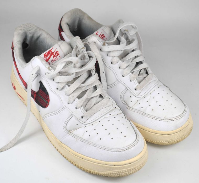 Używane z wadą Sneakersy Nike Air Force 1 '07 LV8 DV0789 roz. 42,5