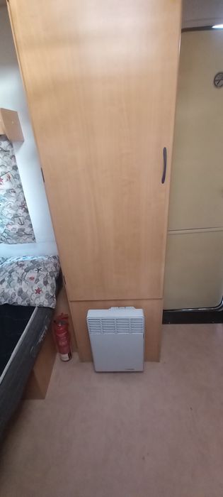 Caravana com avançado e A.C