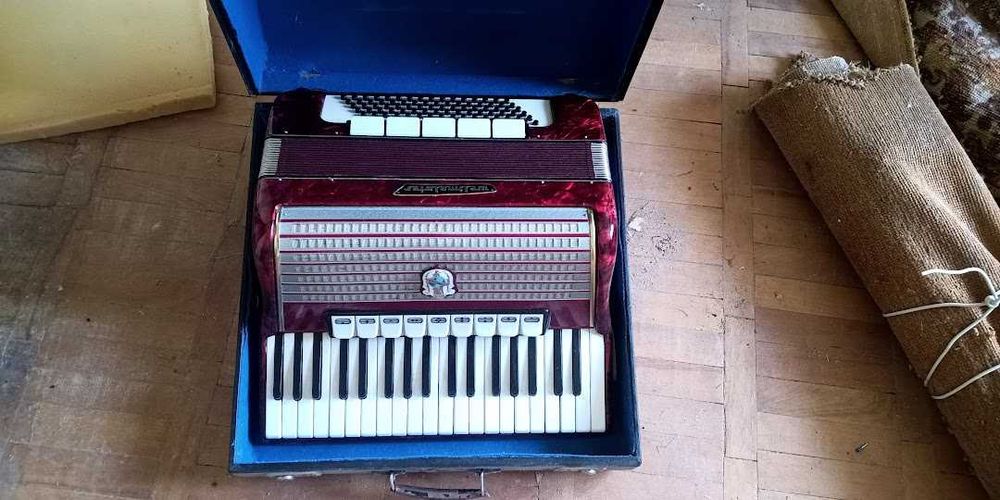 Акордеон Weltmeister