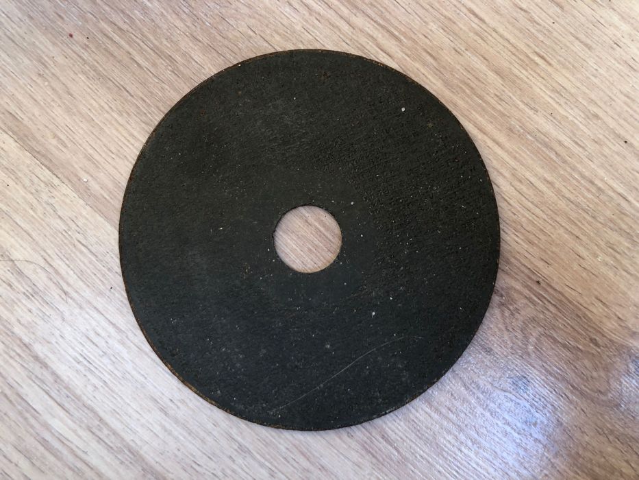 Угловая шлифовальная машина болгарка Bosch 820 ( 1020 Вт ), Германия