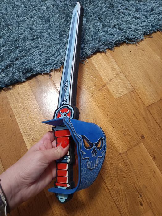 Espada de Pirata Caveira Azul – Super Segura