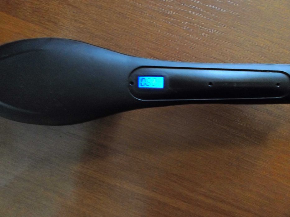 Brosse Lissante 46150 model no KLV -002 Щетка-выпрямител