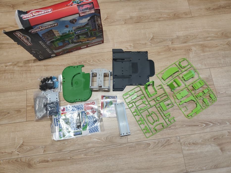 Stacja benzynowa majorette