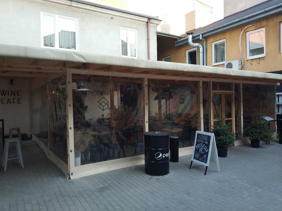 Altany całoroczne – plandeki ochronne dopasowane do konstrukcji