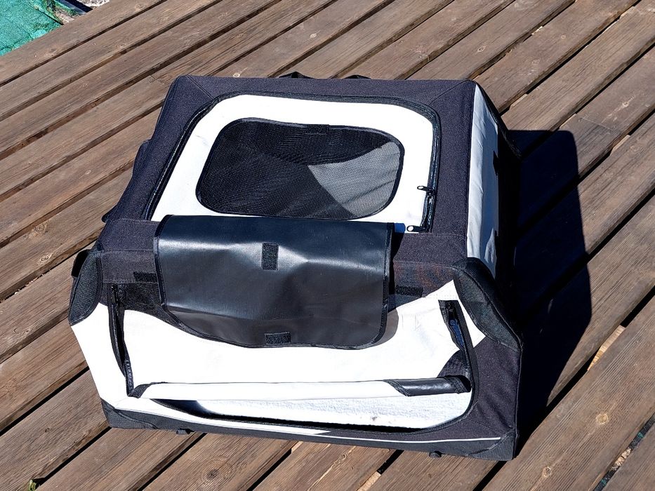 Transportadora dobrável para animais