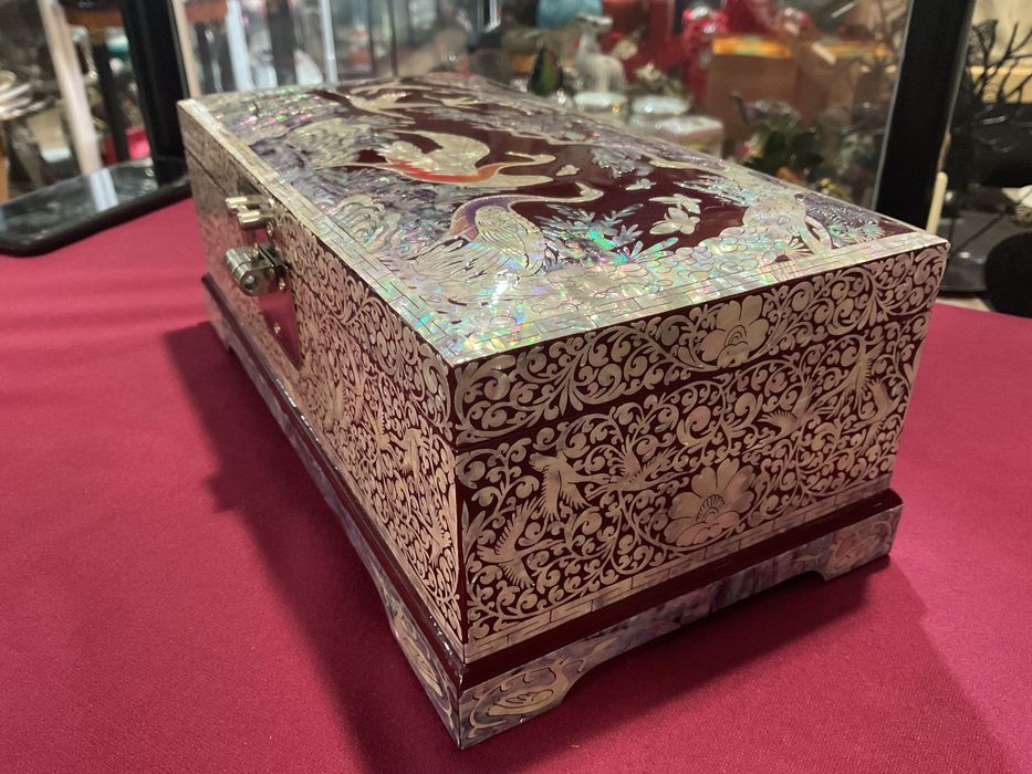 Caixa para joias peça laçada decoração aves com chave