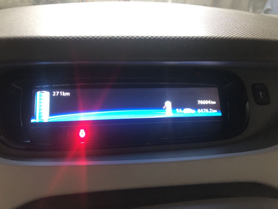 Renault Zoe 41квт 300км