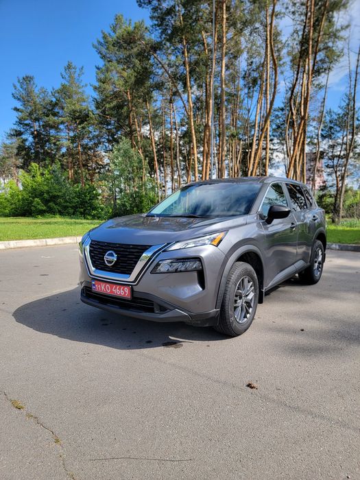 Продам Nissan Rogue T33 повністю ціле (НЕФАРБОВАНЕ)