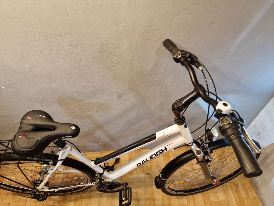 Rower Raleigh Discover LDS, przygotowany na sezon - opis