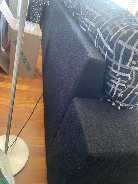 Sofa preto e cinza