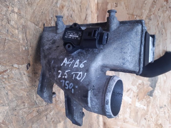 Intercooler/ chłodnica powietrza Audi A4 B6 2.5 TDI