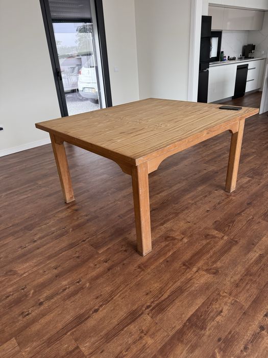 Mesa Madeira macissa