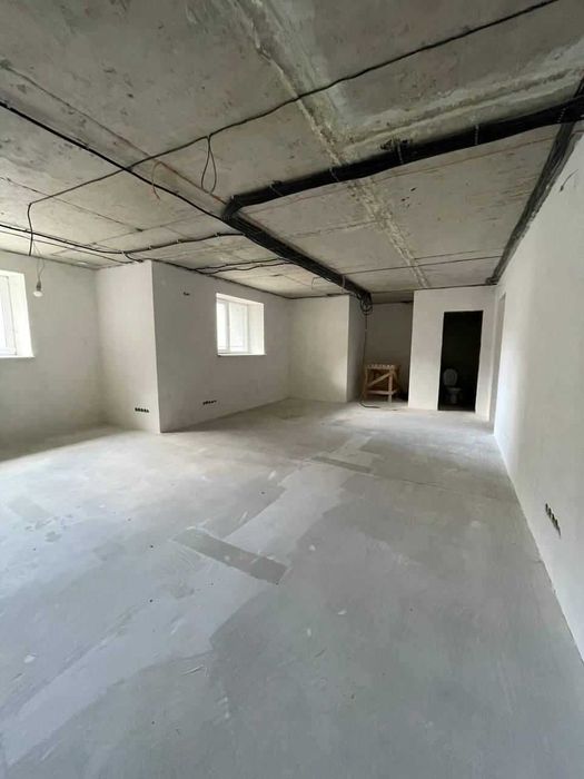 Продаж приміщення з ремонтом 226 м² в Новобудові вул. Зелена