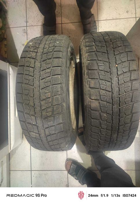 Продам резину .розмер195/65R15