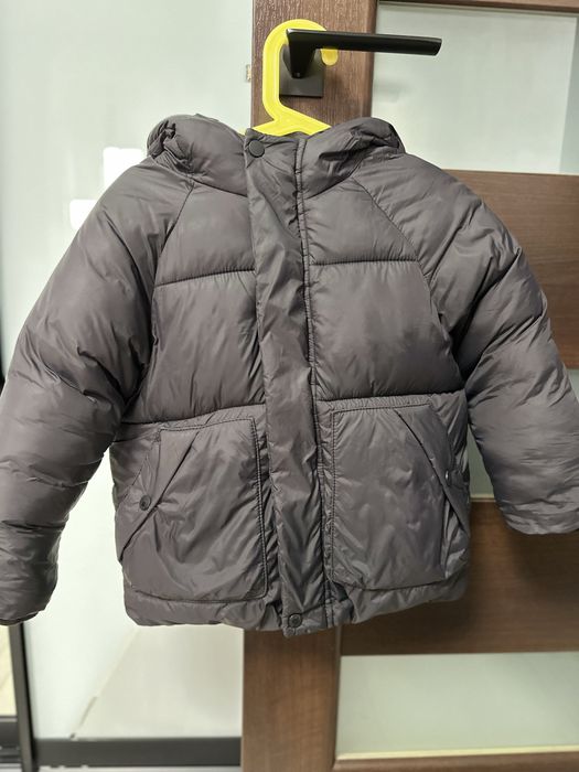 Куртка  зимова Zara 104