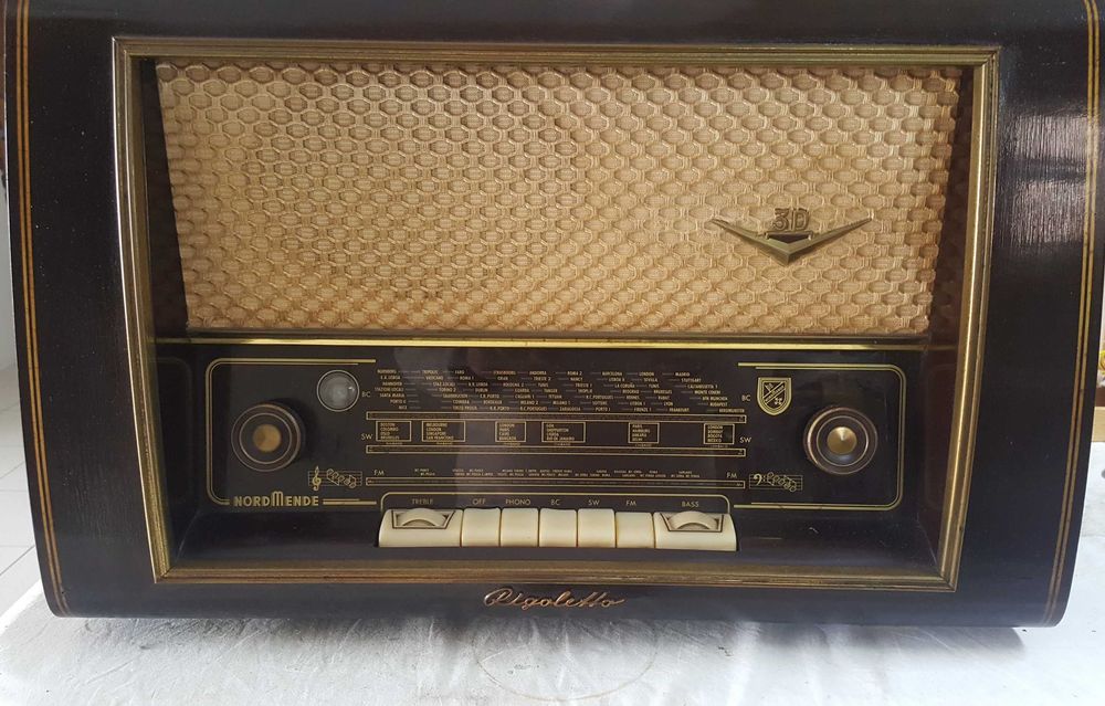 Nordmende Rigoletto 56 - Rádio a válvulas vintage