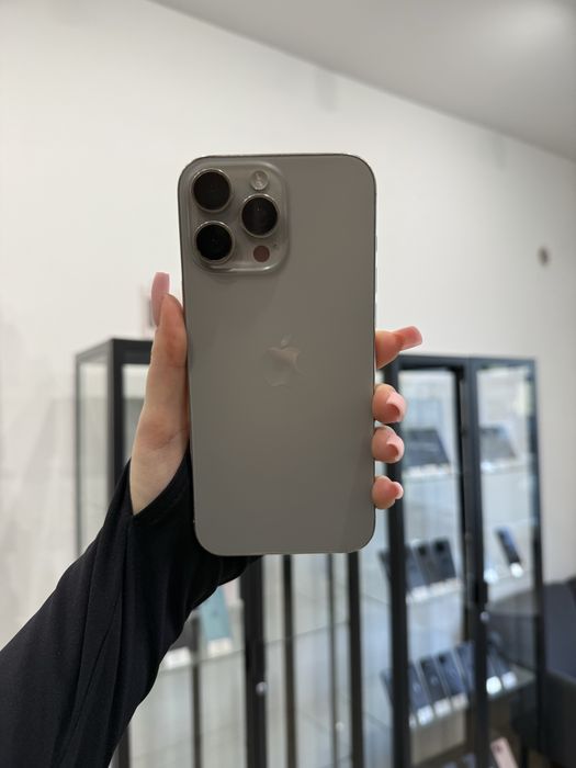 Telefon iPhone 16 PRO MAX 256GB Szary Apple Gwarancja iTrade