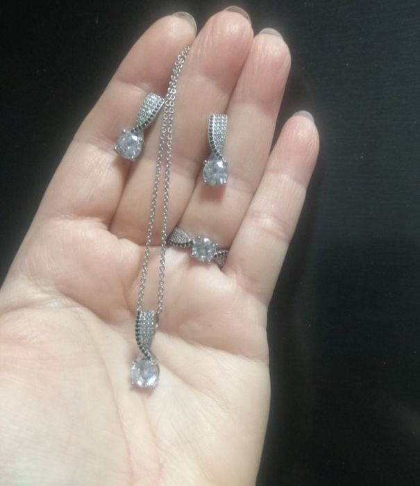 Серебро стерлинговое 925 пробы кольцо, серьги, цепочка с кулоном