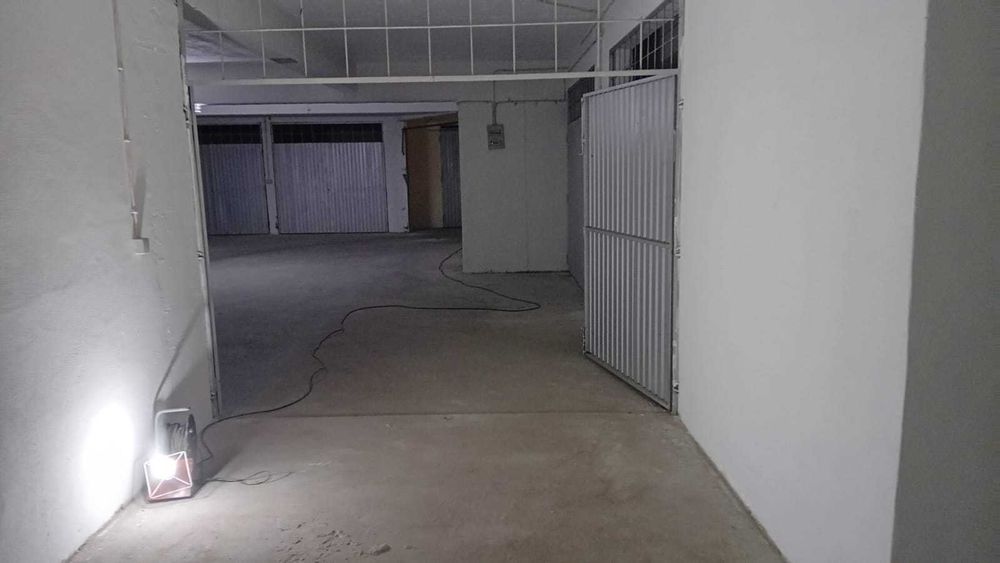 garagem fechada no centro da cidade do Entroncamento