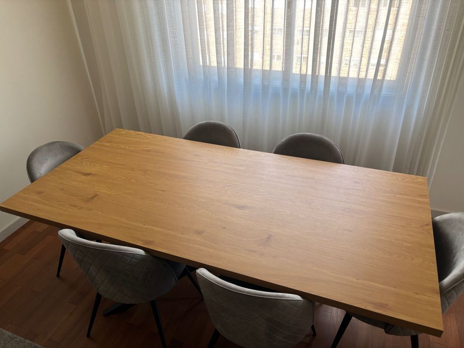 Mesa de jantar + 6 cadeiras