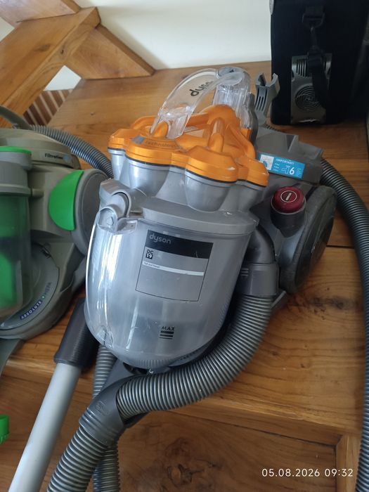 Пилосос Dyson колбовий
