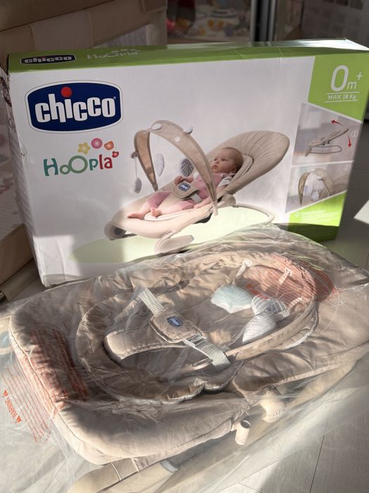 Шезлонг-гойдалка Chicco Hoopla