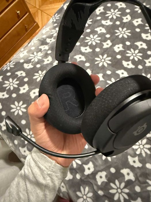 (Urgente) SteelSeries Arctis Nova 1 COMO NOVO + GARANTIA (18 Meses) PCDiga